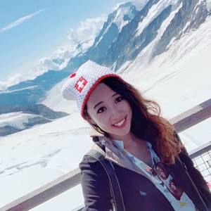 Meet your Posher, Jacqueline